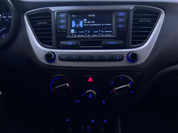 Hyundai Solaris II с пробегом 2018 года, цена 1 310 000 рублей, 145000 км, седан, Автокод Объявления