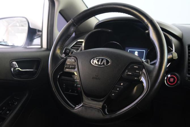 Kia Cerato III Рестайлинг (Classic) с пробегом 2017 года, цена 1 839 000 рублей, 50700 км, седан, Автокод Объявления