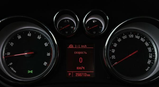 Opel Zafira C с пробегом 2013 года, цена 890 000 рублей, 258713 км, минивэн, Автокод Объявления