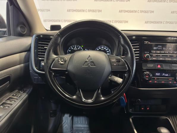 Mitsubishi Outlander III Рестайлинг 2 с пробегом 2018 года, цена 1 599 000 рублей, 162000 км, внедорожник, Автокод Объявления
