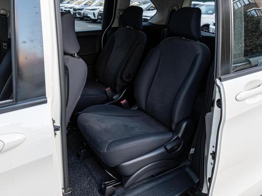 Honda Freed I Краснодар  - изображение 7