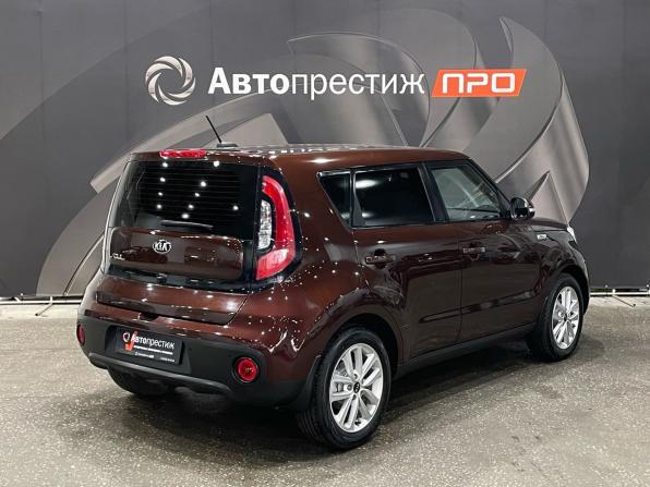 Kia Soul II Рестайлинг с пробегом 2018 года, цена 1 650 000 рублей, 81155 км, хэтчбек, Автокод Объявления