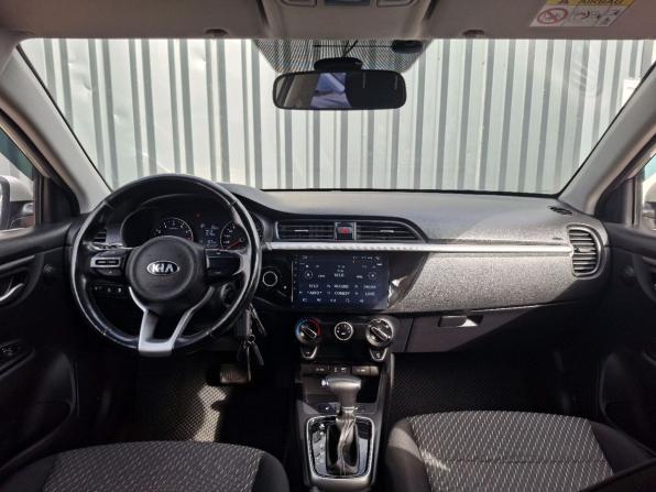 Kia Rio IV с пробегом 2018 года, цена 1 329 000 рублей, 111565 км, седан, Автокод Объявления