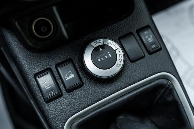 Nissan X-Trail II Рестайлинг с пробегом 2012 года, цена 1 010 000 рублей, 304995 км, внедорожник, Автокод Объявления