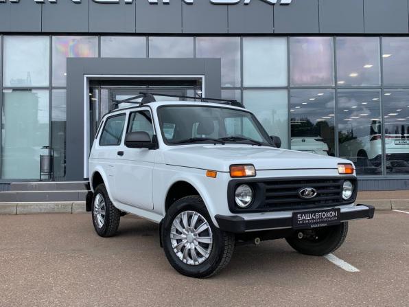 Lada (ВАЗ) Niva Legend с пробегом 2024 года, цена 990 000 рублей, 4085 км, внедорожник, Автокод Объявления