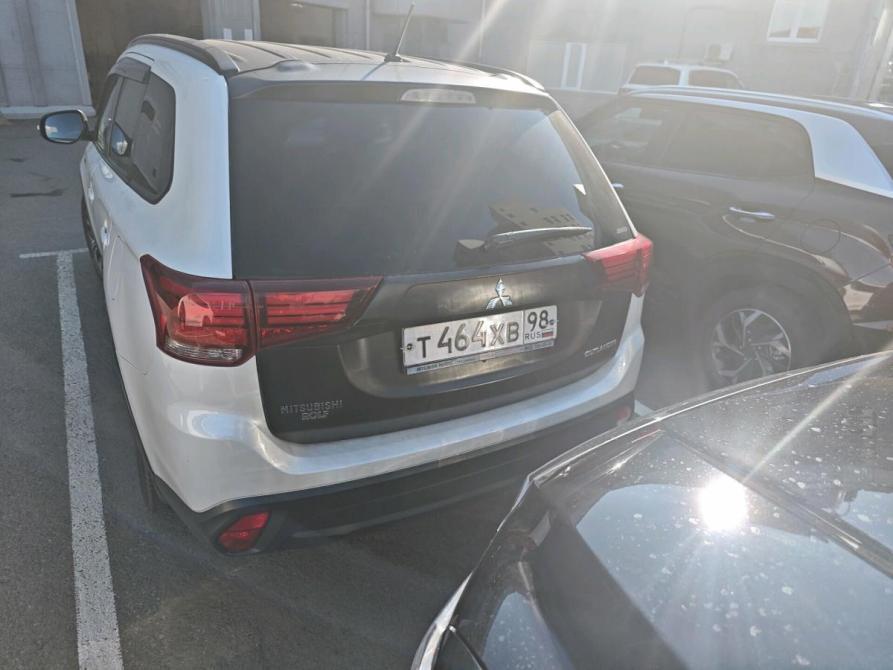Mitsubishi Outlander III Рестайлинг 2 Санкт-Петербург  - изображение 6