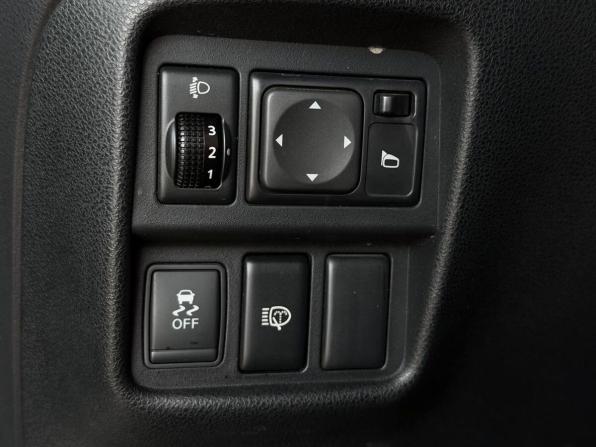 Nissan Juke I с пробегом 2012 года, цена 959 900 рублей, 148000 км, внедорожник, Автокод Объявления