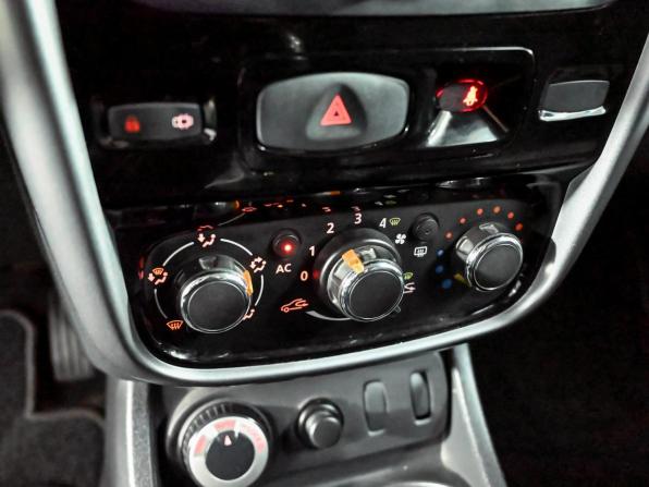 Renault Duster I с пробегом 2012 года, цена 900 000 рублей, 143278 км, внедорожник, Автокод Объявления