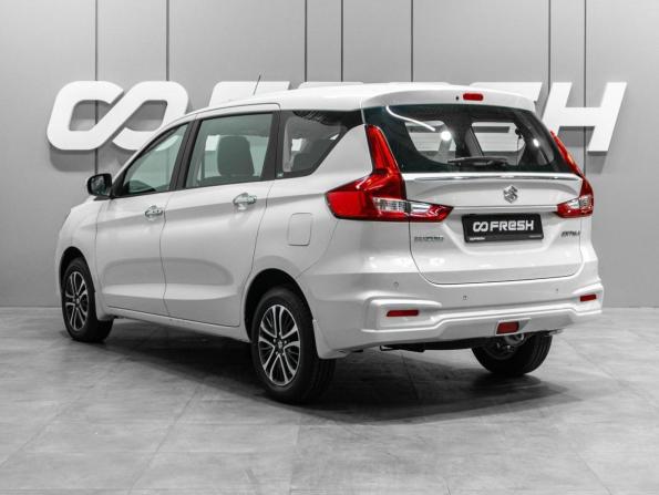 Suzuki Ertiga II с пробегом 2022 года, цена 2 659 000 рублей, 100 км, компактвэн, Автокод Объявления