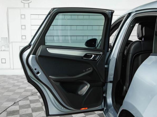 Porsche Macan I Рестайлинг с пробегом 2020 года, цена 4 650 000 рублей, 67000 км, внедорожник, Автокод Объявления