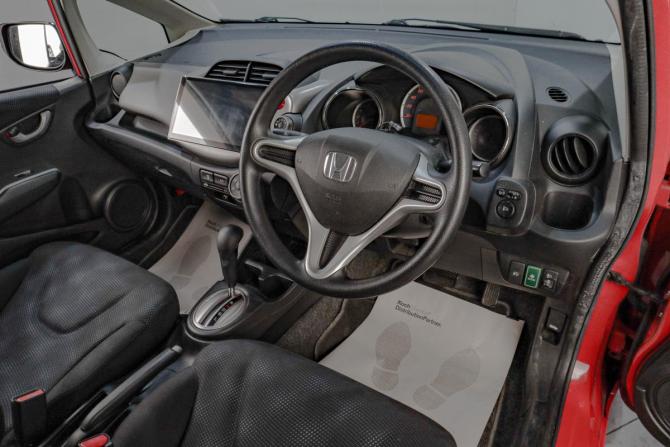Honda Fit II с пробегом 2011 года, цена 969 000 рублей, 50000 км, хэтчбек, Автокод Объявления