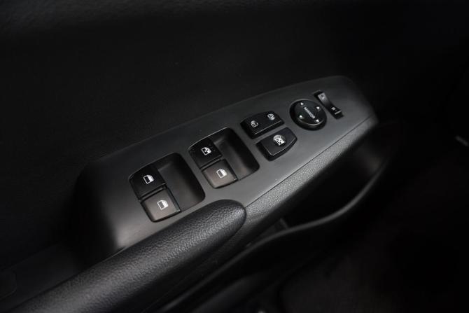 Hyundai Solaris II Рестайлинг с пробегом 2021 года, цена 1 667 000 рублей, 99567 км, седан, Автокод Объявления