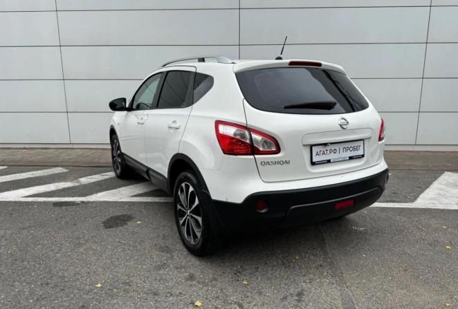 Nissan Qashqai I Рестайлинг с пробегом 2011 года, цена 998 000 рублей, 302168 км, внедорожник, Автокод Объявления