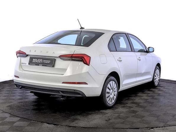 Skoda Rapid II с пробегом 2022 года, цена 1 650 000 рублей, 85876 км, лифтбек, Автокод Объявления