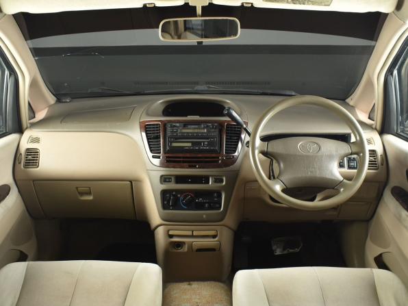 Toyota Nadia с пробегом 2000 года, цена 499 995 рублей, 300000 км, компактвэн, Автокод Объявления