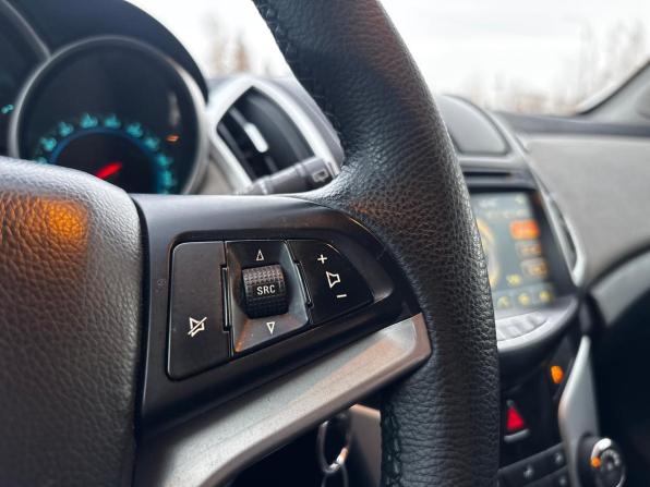 Chevrolet Cruze I Рестайлинг с пробегом 2013 года, цена 700 000 рублей, 176000 км, хэтчбек, Автокод Объявления