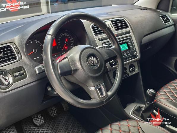 Volkswagen Polo V с пробегом 2013 года, цена 758 000 рублей, 128000 км, седан, Автокод Объявления