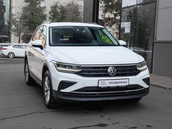 Volkswagen Tiguan II Рестайлинг с пробегом 2021 года, цена 2 600 000 рублей, 103000 км, внедорожник, Автокод Объявления