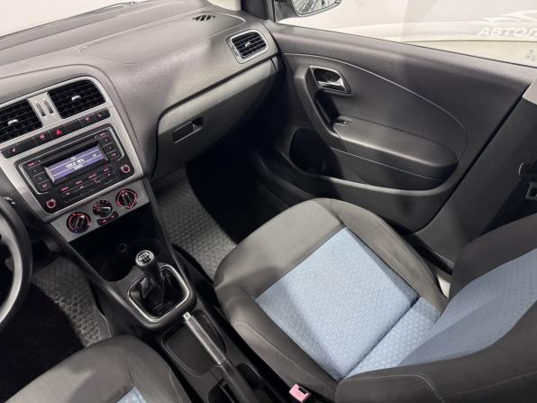 Volkswagen Polo V с пробегом 2013 года, цена 645 000 рублей, 276611 км, седан, Автокод Объявления