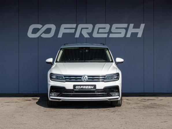 Volkswagen Tiguan II с пробегом 2019 года, цена 2 800 000 рублей, 123516 км, внедорожник, Автокод Объявления