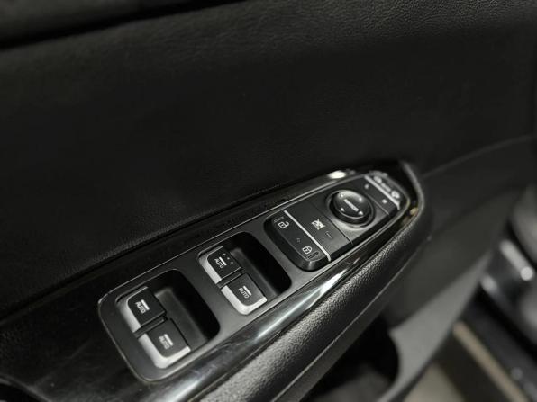 Kia Optima IV Рестайлинг с пробегом 2018 года, цена 1 697 000 рублей, 184000 км, седан, Автокод Объявления