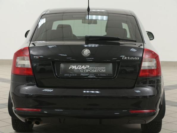 Skoda Octavia II (A5) Рестайлинг с пробегом 2010 года, цена 676 000 рублей, 211000 км, лифтбек, Автокод Объявления
