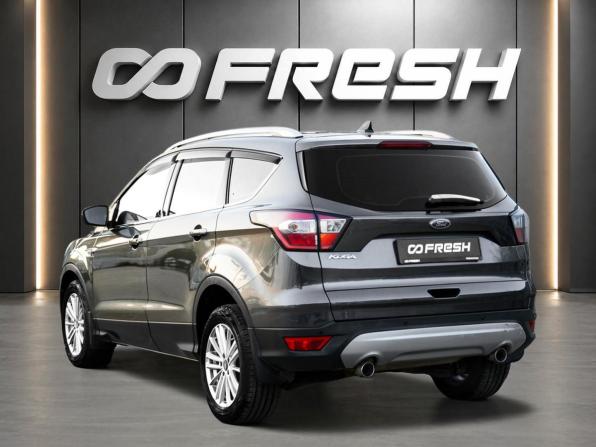 Ford Kuga II Рестайлинг с пробегом 2017 года, цена 1 548 000 рублей, 137768 км, внедорожник, Автокод Объявления
