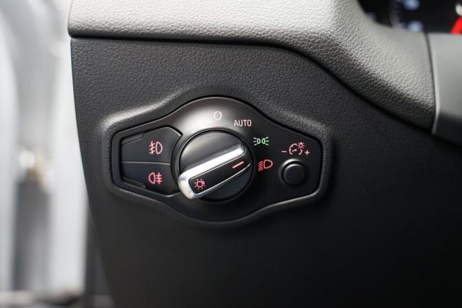 Audi Q5 I (8R) Рестайлинг с пробегом 2012 года, цена 2 150 000 рублей, 125000 км, внедорожник, Автокод Объявления