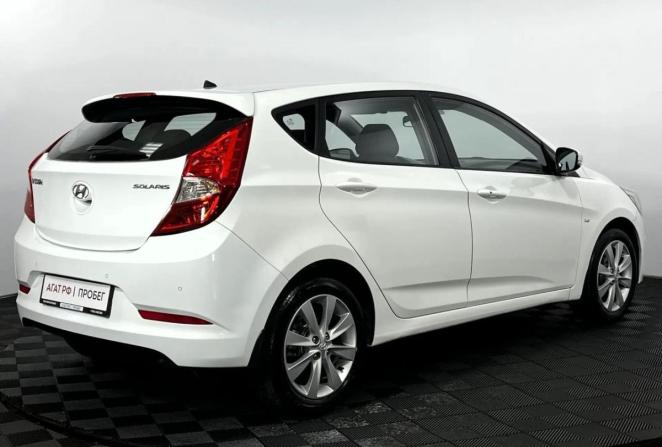 Hyundai Solaris I с пробегом 2014 года, цена 950 000 рублей, 133548 км, хэтчбек, Автокод Объявления