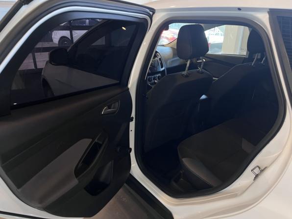 Ford Focus III с пробегом 2012 года, цена 640 000 рублей, 183121 км, универсал, Автокод Объявления