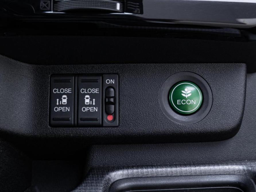 Honda Stepwgn V Рестайлинг Краснодар  - изображение 17