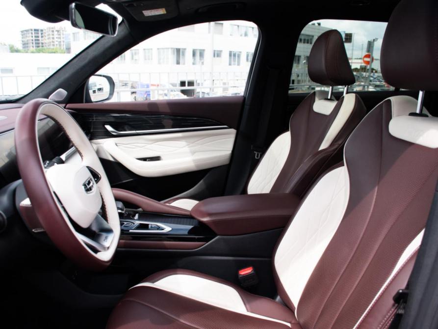 Geely Monjaro I Москва  - изображение 21