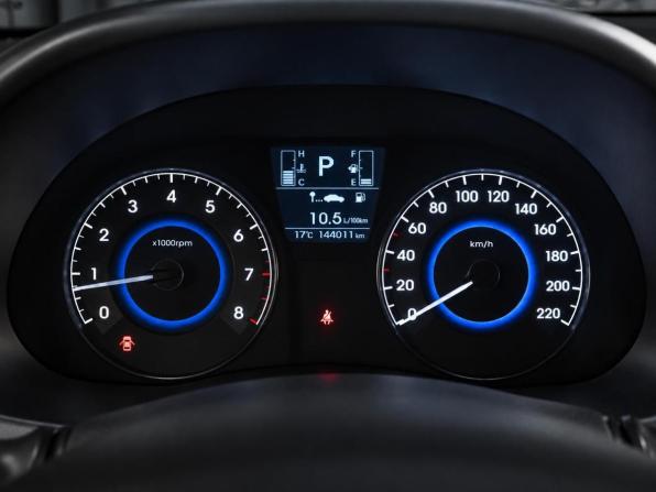 Hyundai Solaris I Рестайлинг с пробегом 2015 года, цена 999 000 рублей, 144011 км, седан, Автокод Объявления