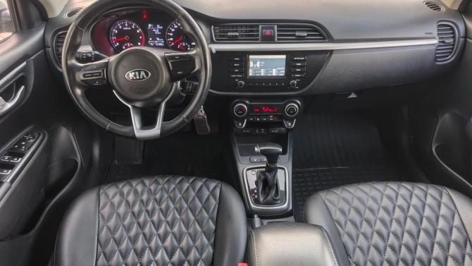 Kia Rio IV с пробегом 2017 года, цена 1 300 000 рублей, 131000 км, седан, Автокод Объявления