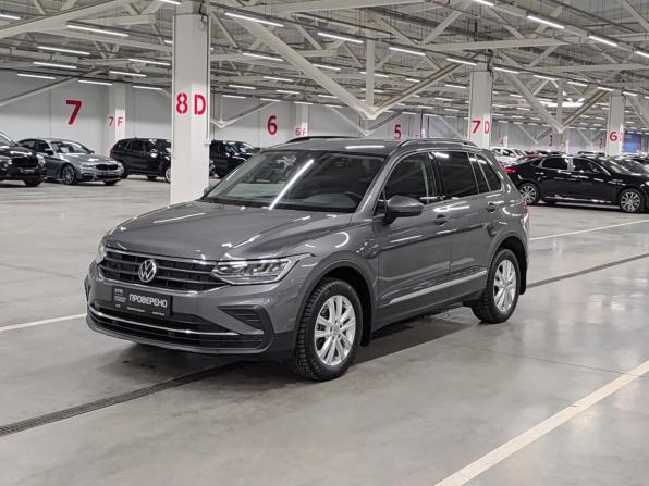 Volkswagen Tiguan II Рестайлинг с пробегом 2021 года, цена 2 599 000 рублей, 86038 км, внедорожник, Автокод Объявления