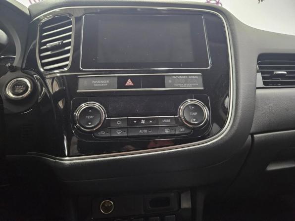 Mitsubishi Outlander III Рестайлинг 2 с пробегом 2018 года, цена 1 833 000 рублей, 89565 км, внедорожник, Автокод Объявления