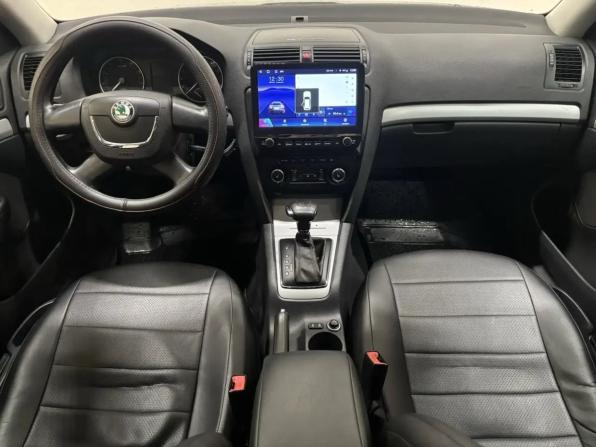 Skoda Octavia II (A5) Рестайлинг с пробегом 2013 года, цена 717 000 рублей, 280000 км, лифтбек, Автокод Объявления