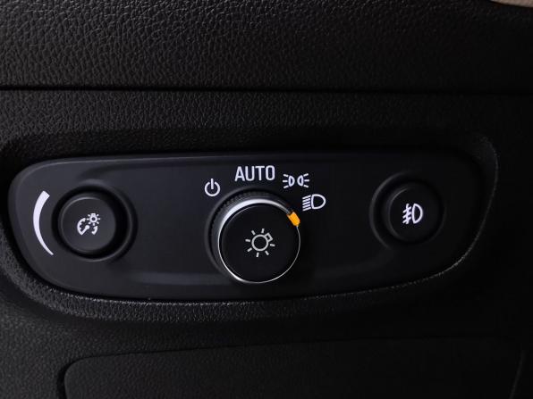 Buick Encore GX I с пробегом 2020 года, цена 1 440 000 рублей, 106949 км, внедорожник, Автокод Объявления