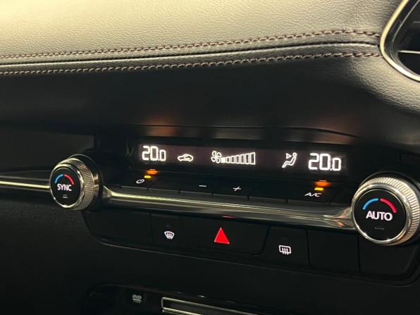 Mazda 3 IV (BP) с пробегом 2022 года, цена 1 935 000 рублей, 32165 км, хэтчбек, Автокод Объявления