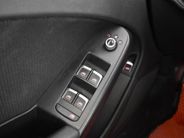 Audi A4 IV (B8) Рестайлинг с пробегом 2014 года, цена 1 480 100 рублей, 204515 км, седан, Автокод Объявления