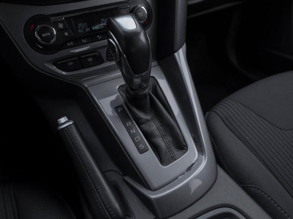 Ford Focus III с пробегом 2013 года, цена 699 000 рублей, 179713 км, хэтчбек, Автокод Объявления