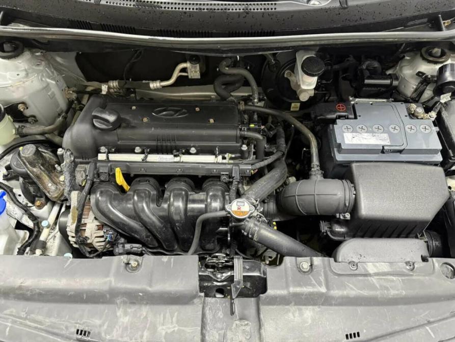 Hyundai Solaris I Рестайлинг Альметьевск  - изображение 7