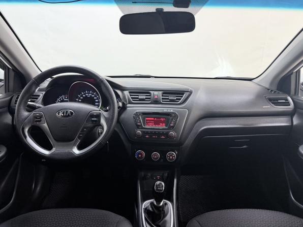 Kia Rio III Рестайлинг с пробегом 2017 года, цена 1 080 000 рублей, 137309 км, седан, Автокод Объявления