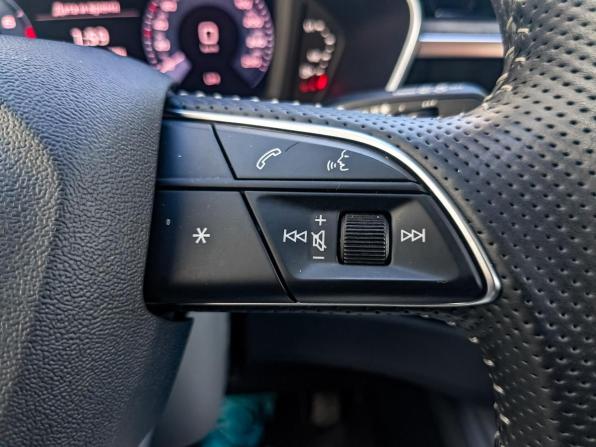 Audi Q3 Sportback II (F3) с пробегом 2021 года, цена 3 360 000 рублей, 47865 км, внедорожник, Автокод Объявления