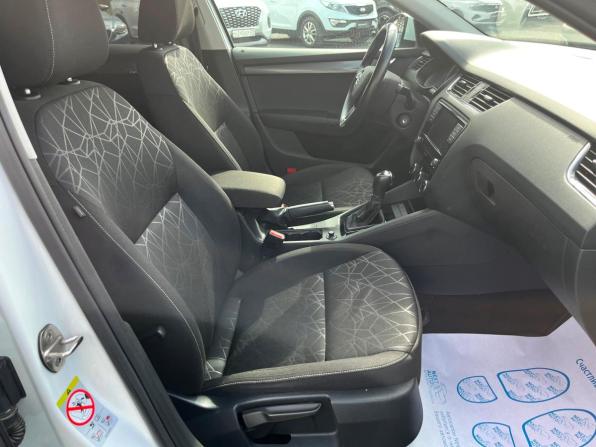 Skoda Octavia III (A7) Рестайлинг с пробегом 2019 года, цена 1 638 000 рублей, 204850 км, лифтбек, Автокод Объявления