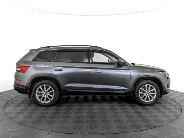 Skoda Kodiaq I с пробегом 2019 года, цена 2 995 000 рублей, 92984 км, внедорожник, Автокод Объявления