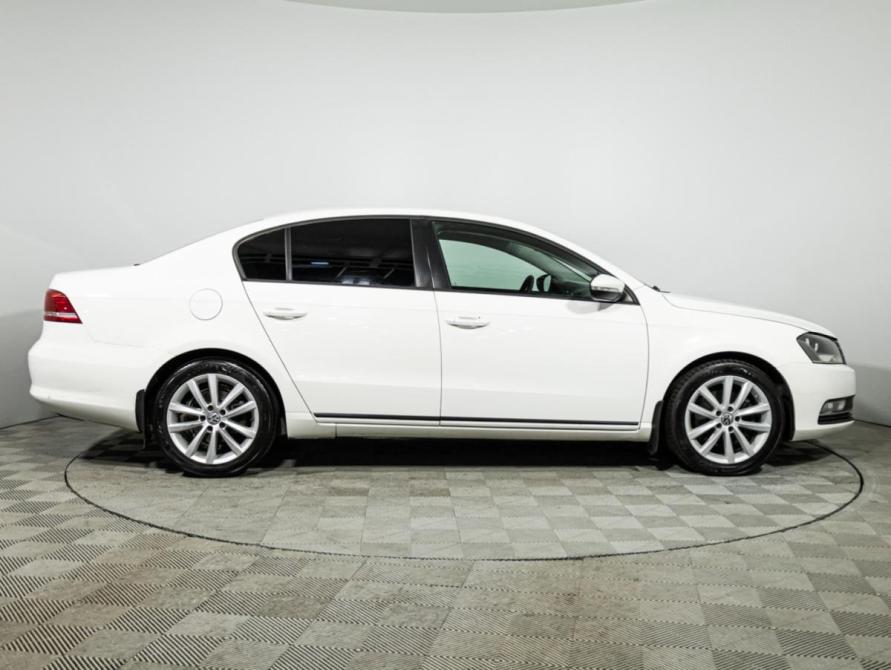 Volkswagen Passat B7 Санкт-Петербург  - изображение 4