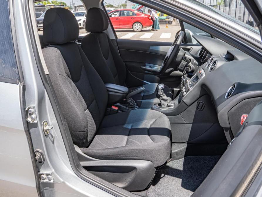 Peugeot 408 I Краснодар  - изображение 8
