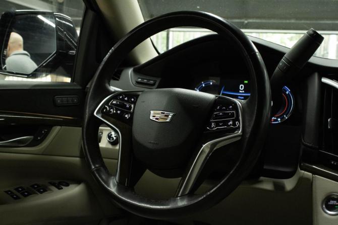 Cadillac Escalade V с пробегом 2020 года, цена 5 700 000 рублей, 105060 км, внедорожник, Автокод Объявления