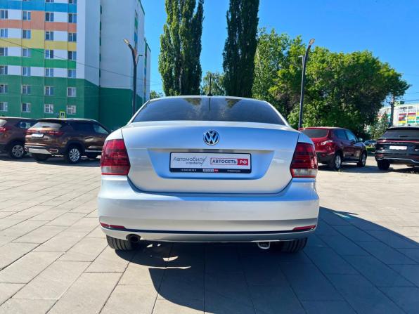 Volkswagen Polo V Рестайлинг с пробегом 2019 года, цена 1 195 300 рублей, 122096 км, седан, Автокод Объявления